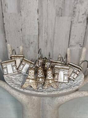 Set Of 12 Avanti Paris Sculpted Shower Hooks